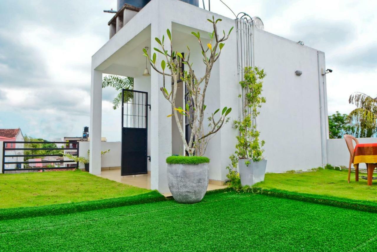 Furnished Apartment At Colombo Suburbs Nawala Rajagiriya Kültér fotó